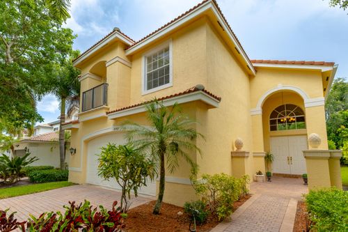 8789 Sandy Crest Ln, Boynton Beach, FL, 33473-7811 | Card Image