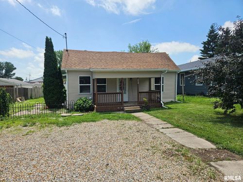 1912 Breese Ave, Muscatine, IA, 52761-1607 | Card Image