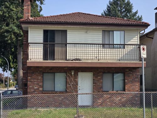 7405 4th St, Burnaby, BC, V3N4T4 | Card Image