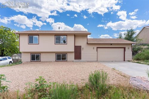 817 S Aguilar Ln, Pueblo, CO, 81007-5112 | Card Image
