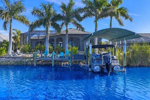 10075 Kansas City St, Port Charlotte, FL, 33981-4535 | Card Image