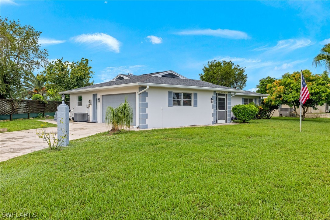 Lake Dr, Lehigh Acres, FL 33936