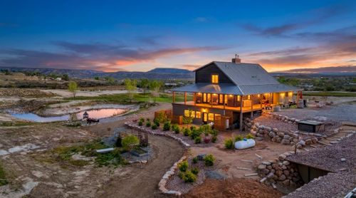 1020 Q 3/4 Rd, Mack, CO, 81525-9721 | Card Image