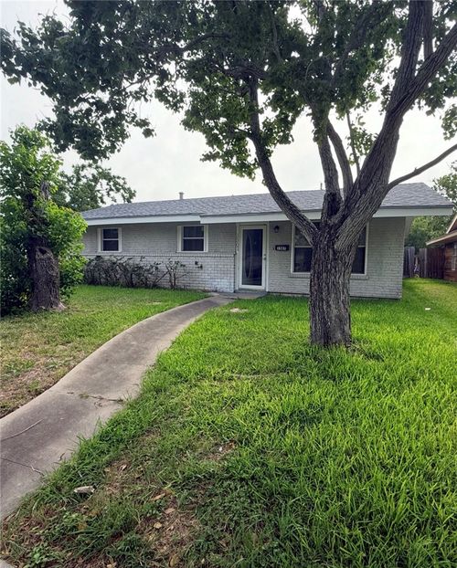1507 Denver St, Portland, TX, 78374-2432 | Card Image