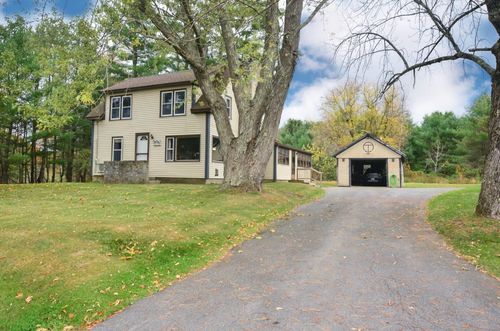 87 Middle Road, Augusta, ME, 04330 | Card Image