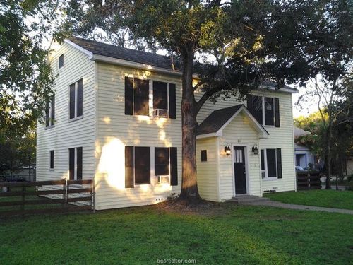 814 Banks, Bryan, TX, 77803 | Card Image