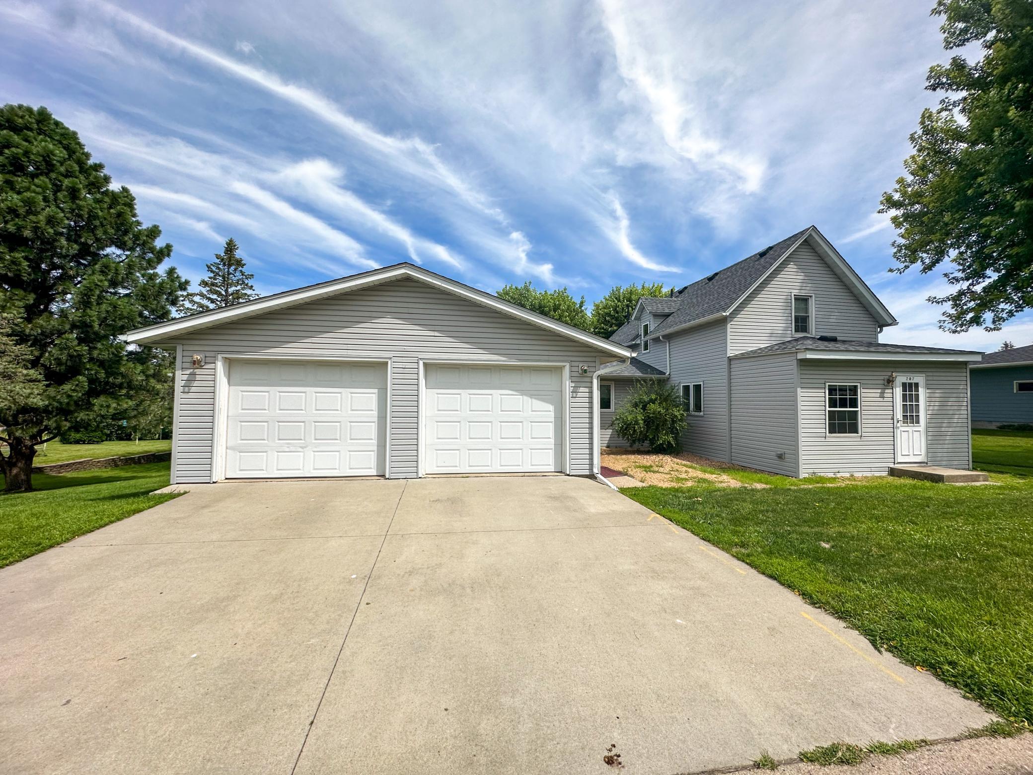 Alden St, Arlington, MN 55307