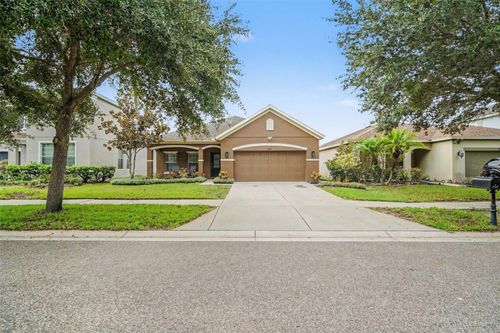 2722 Winglewood Cir, Lutz, FL, 33558-5055 | Card Image