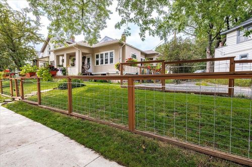 1417 E 10th St, Duluth, MN, 55805-1513 | Card Image