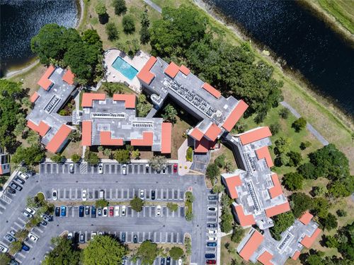 713-2314 S Cypress Bend Dr, Pompano Beach, FL, 33069-4410 | Card Image