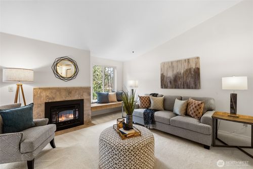 apt-j302-12611 109th Ct Ne, Kirkland, WA, 98034-6498 | Card Image