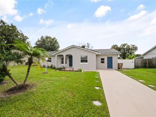 135 Iguala Dr, KISSIMMEE, FL, 34743-7711 | Card Image