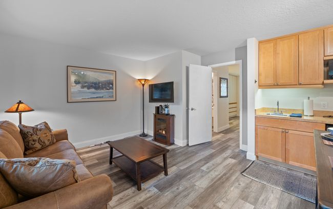 140 - 180 Vista Ln, Condo with 1 bedrooms, 1 bathrooms and null parking in Bigfork MT | Image 11