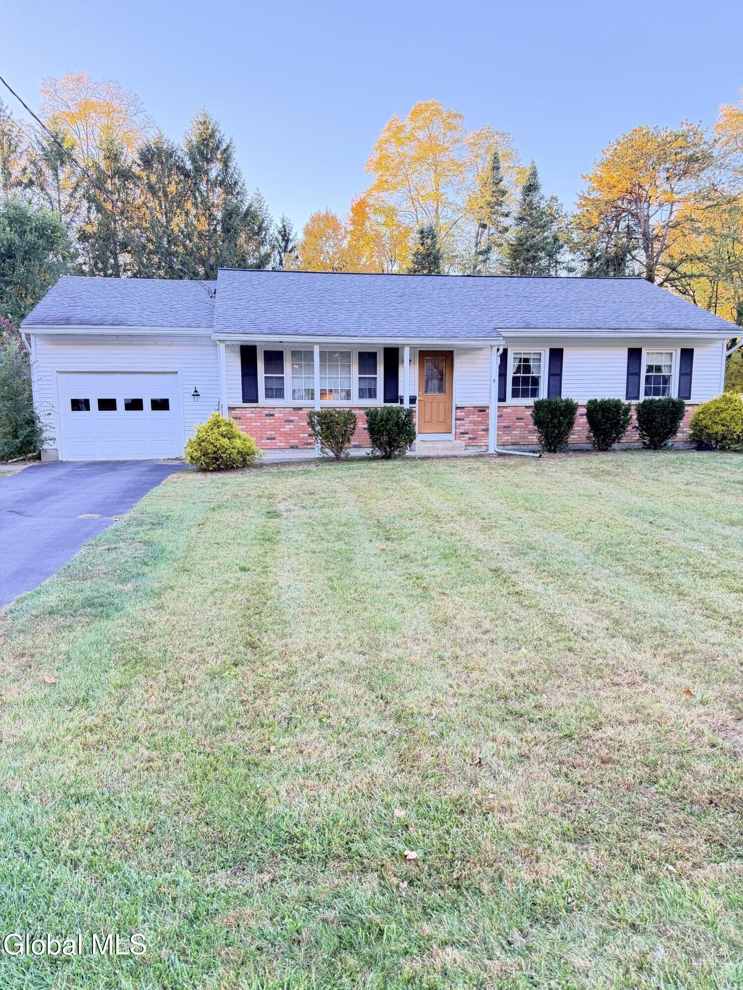 Residential in Guilderland