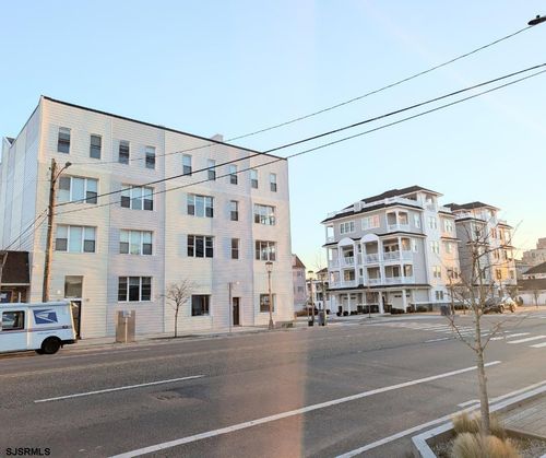 101 S Victoria Ave, Ventnor City, NJ, 08406-2859 | Card Image