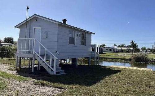 1520 Hunter Rd, Okeechobee, FL, 34974-0459 | Card Image