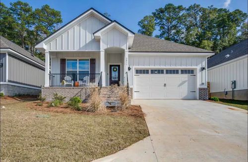 2035 Hansell Hill Dr, Tallahassee, FL, 32308-4045 | Card Image
