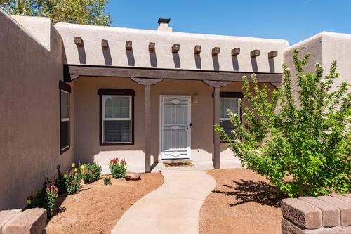 5417 Chapel Dr Nw, Albuquerque, NM, 87114-4606 | Card Image