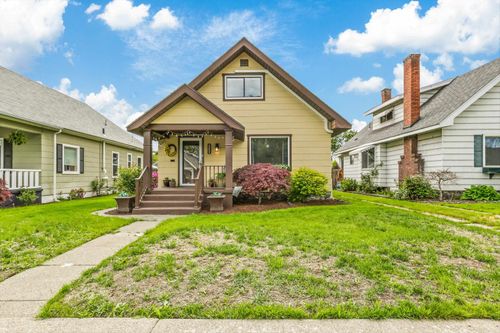 2211 W Sinto Ave, Spokane, WA, 99201-2946 | Card Image