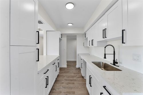 1002-4174 Inverrary Dr, Lauderhill, FL, 33319-4578 | Card Image