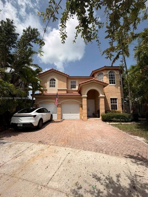 7716 Nw 113th Ave, Medley, FL, 33178-1582 | Card Image