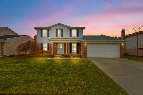 1550 Copeland Cir, Canton, MI, 48187-3446 | Card Image