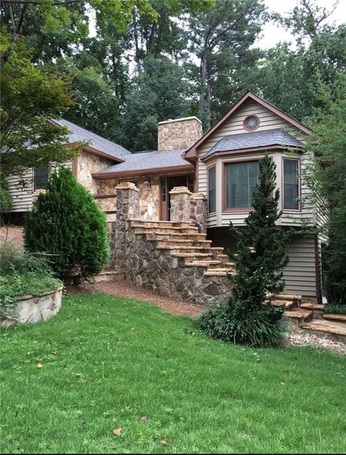2189 Chartwell Dr, Marietta, GA, 30066-6803 | Card Image