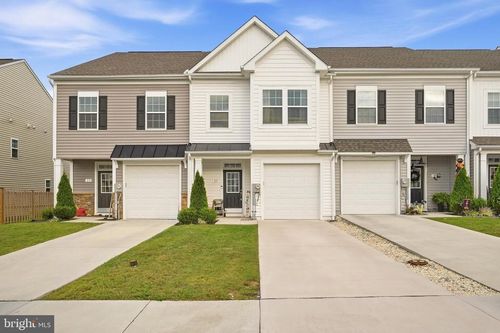 37 Billau Pl, BUNKER HILL, WV, 25413-5001 | Card Image