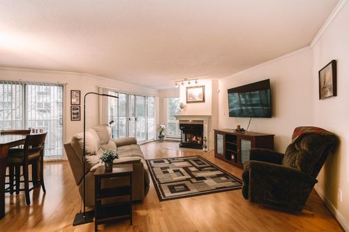 301-1230 Quayside Dr, New Westminster, BC, V3M6H1 | Card Image