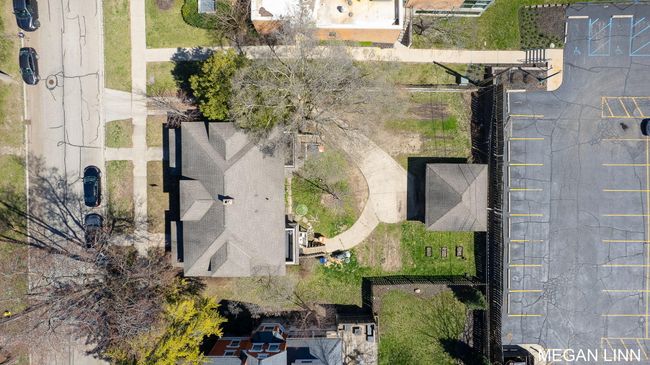 186 W 12 Th St, House other with 6 bedrooms, 3 bathrooms and null parking in Holland MI | Image 14