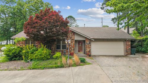 1210 E 10th Street, Sand Springs, OK, 74063 | Card Image