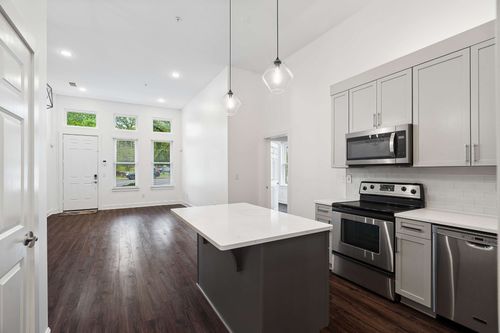 apt-108-760 Wedgewood Park, Nashville, TN, 37203-5524 | Card Image