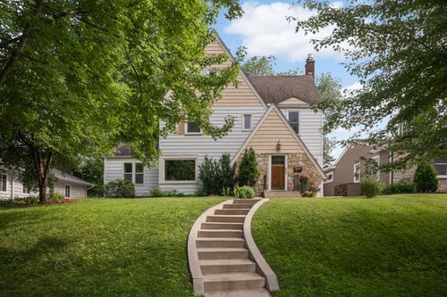 1648 Hillcrest Ave, Saint Paul, MN, 55116-2149 | Card Image