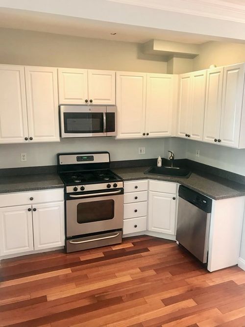 0-4 Colebrook St, Boston, MA, 02127-3013 | Card Image