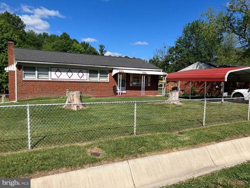 9015 Spring Acres Rd, CLINTON, MD, 20735-2738 | Card Image