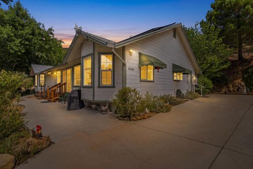 20888 Lyons Bald Mountain Rd, Sonora, CA, 95370-8701 | Card Image