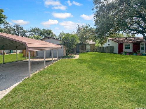 5958 Hidden Dale St, San Antonio, TX, 78250-3947 | Card Image