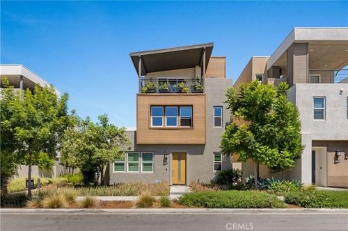 106 Aspect, Irvine, CA, 92618 | Card Image