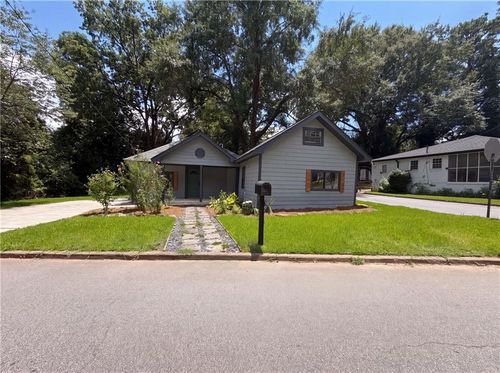 470 Oak Dr, Hapeville, GA, 30354-1289 | Card Image