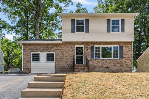1504 Luther Blvd, Hopewell, VA, 23860-6312 | Card Image