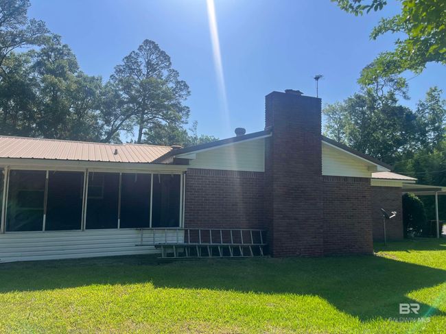 Back Of Structure | Image 4