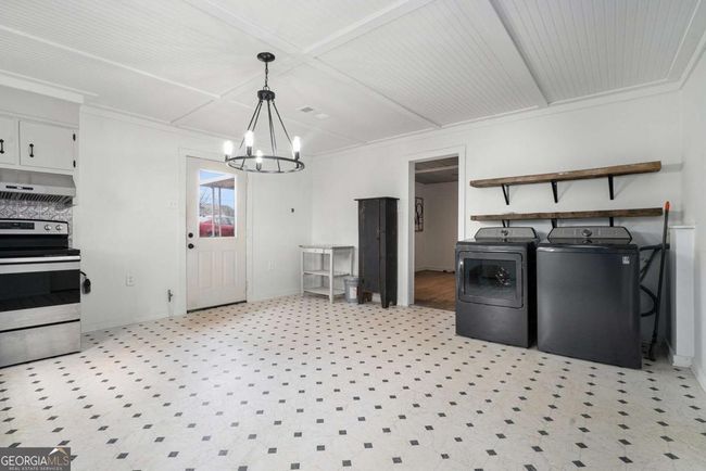 2885 Camp Mitchell Rd, House other with 2 bedrooms, 1 bathrooms and 4 parking in Loganville GA | Image 13
