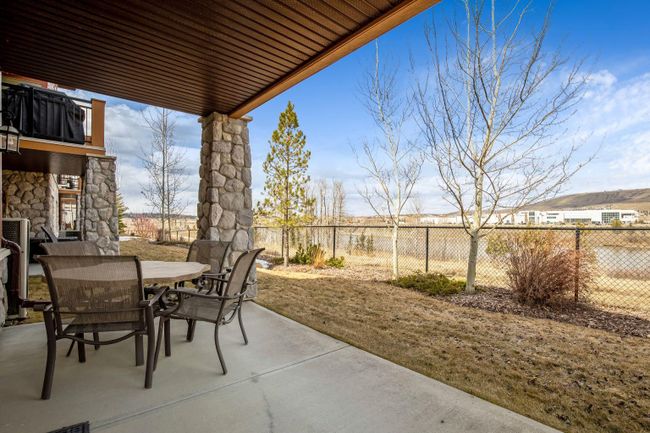 10 - Riviera Way, Home with 3 bedrooms, 2 bathrooms and 4 parking in Cochrane AB | Image 42