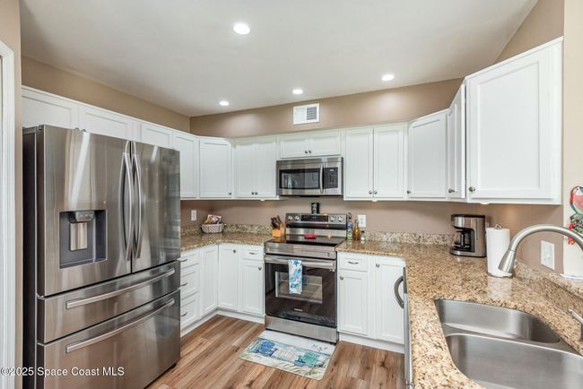 104 - 7300 N Highway 1, Condo with 2 bedrooms, 2 bathrooms and null parking in Cocoa FL | Image 4
