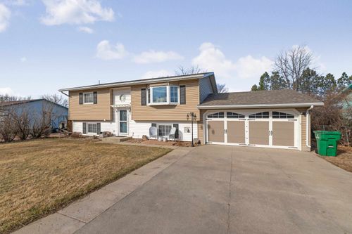 1729 Sharp Dr, rapid city, SD, 57703-6274 | Card Image