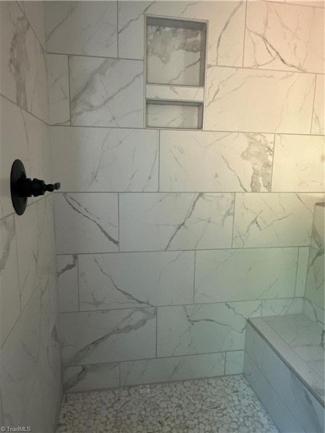 To be Similar (Primary Shower) | Image 10