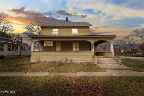 300 Stevenson St, Gibsonburg, OH, 43431-1020 | Card Image