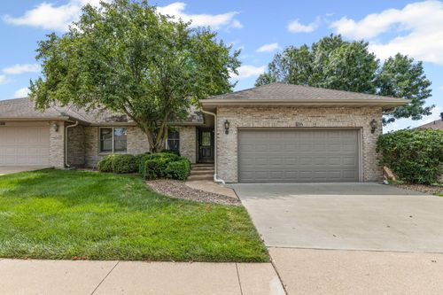 1116 Vintage Dr, COLUMBIA, MO, 65203-4874 | Card Image