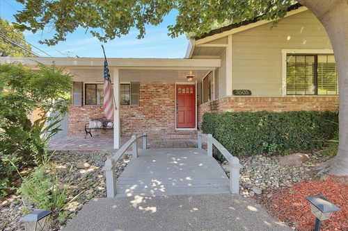 3505 Kersey Lane, Sacramento, CA, 95864 | Card Image