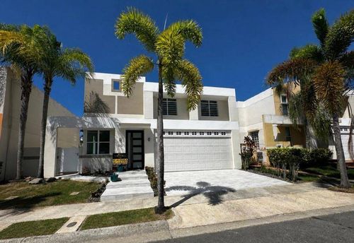 30 Calle Alborada, Carolina, PR, 00987 | Card Image